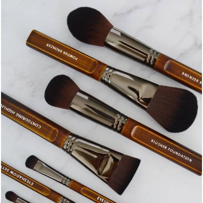 Private Label Retro Style 9 Solid Wood Handle Makeup Brushes Women Foundation Brown Makeup Brush Set